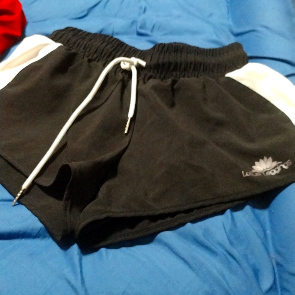 Running shorts